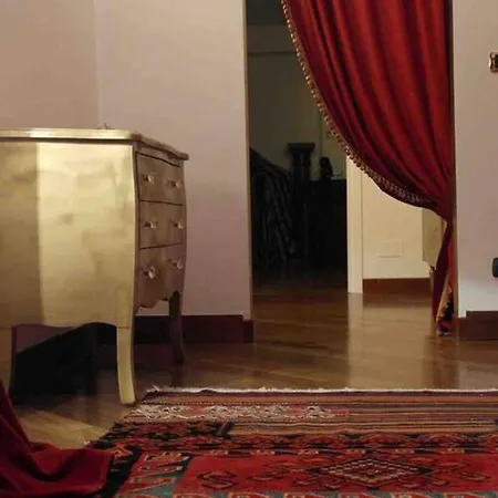 Vila Elegant In The Heart Of Frabotto Mannesi Shared Pool Montepaone