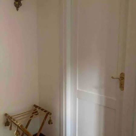 Elegant In The Heart Of Frabotto Mannesi Shared Pool